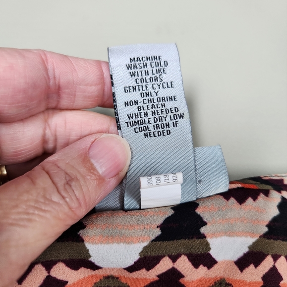 Catherines Womens Plus 3/4 Sleeve Beaded Tunic Blouse Size 5X Orange Aztec Print - Picture 4 of 10